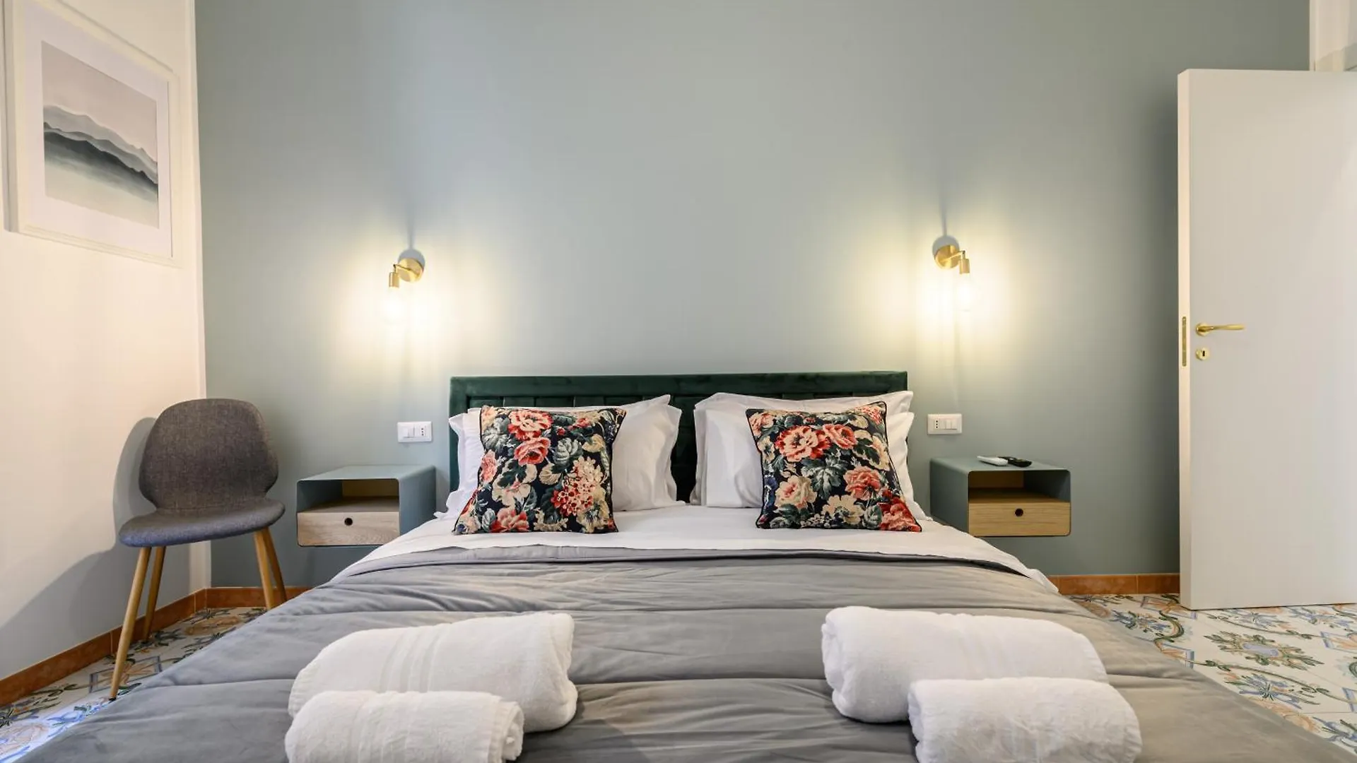 Guest House 121 Charming Apartment Neapol