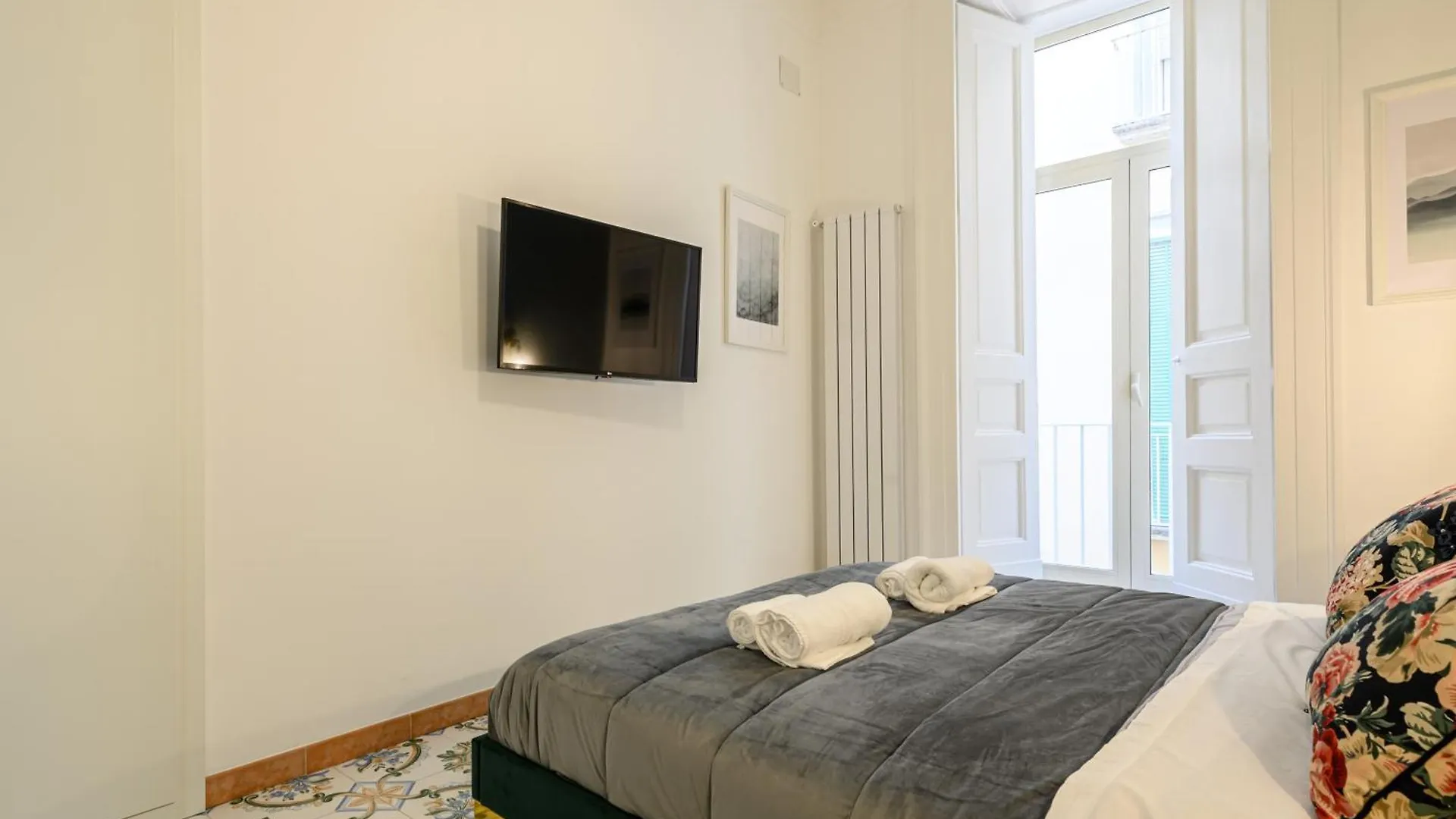 Guest House 121 Charming Apartment Naples