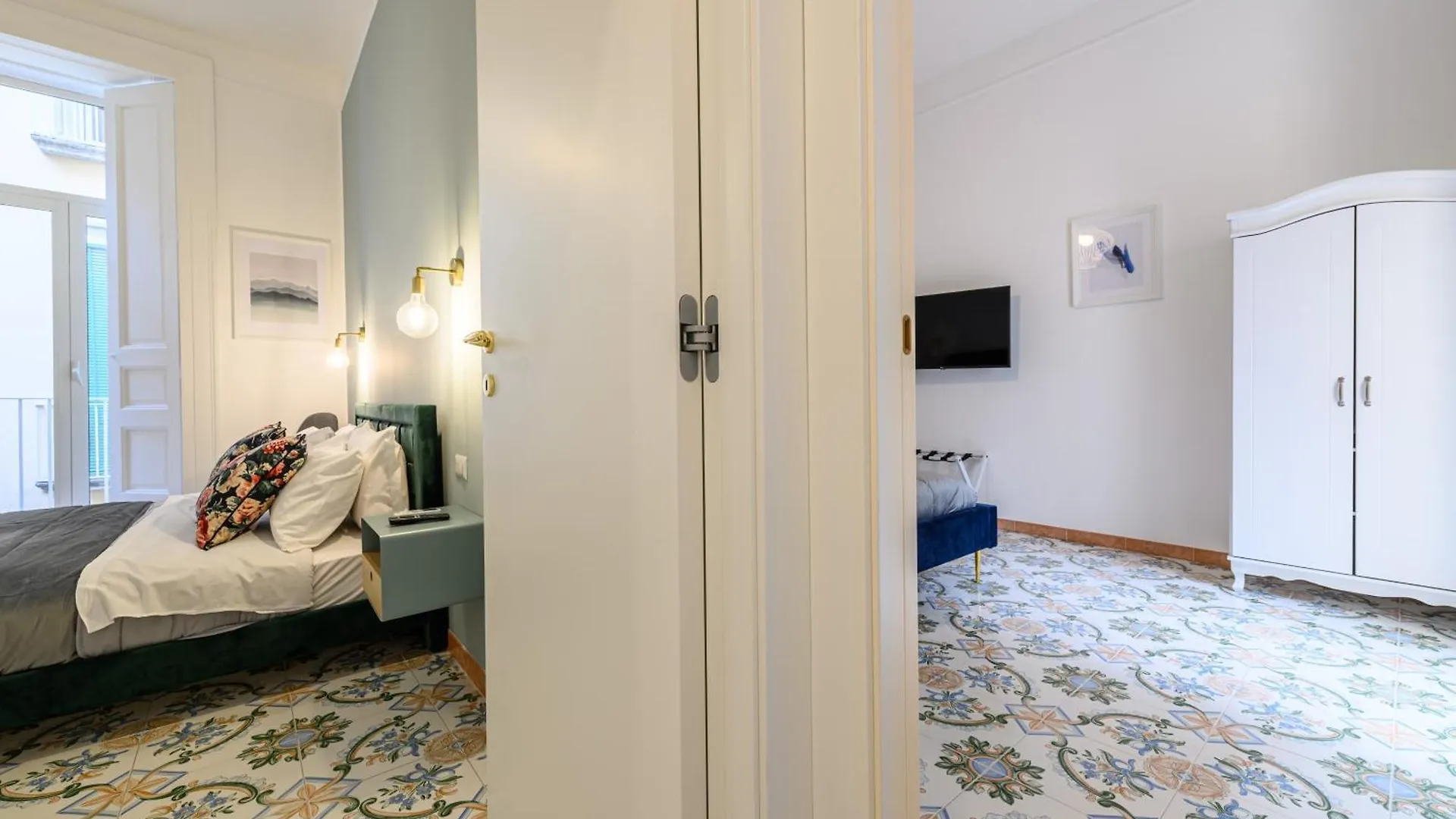 Guest House 121 Charming Apartment Neapol Itálie