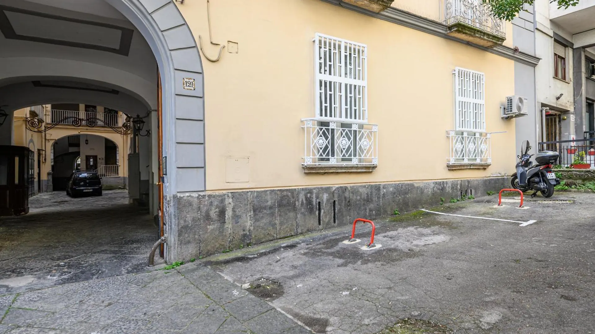 Guest House 121 Charming Apartment Naples